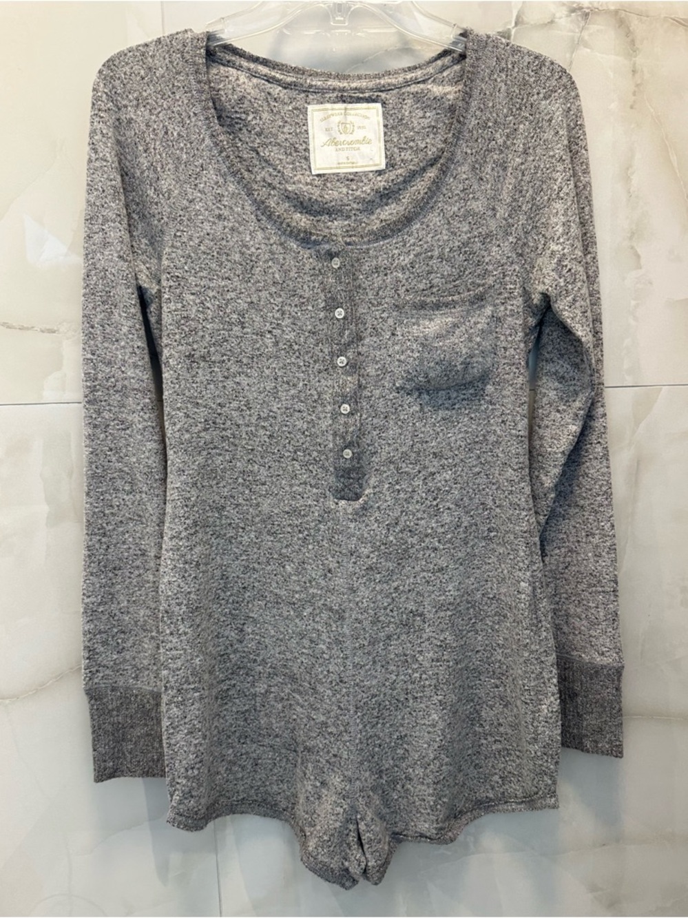 Abercrombie & Fitch Sleep Knit Henley One-Piece Romper Long-sleeved Small NWOT